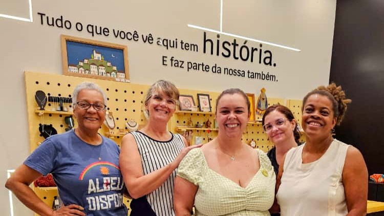 loja colab istory
